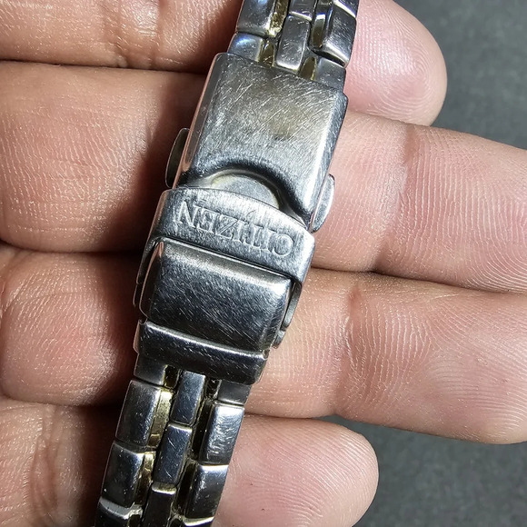 Citizen Ecodrive E010-K15711 Ladies Watch Date Just Not Working For Parts/Repair - Picture 8 of 9